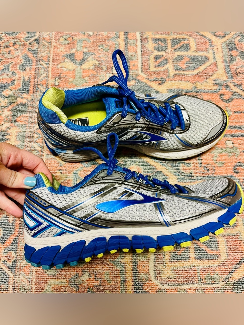 Brooks Adrenaline GTS 15 Running Shoes